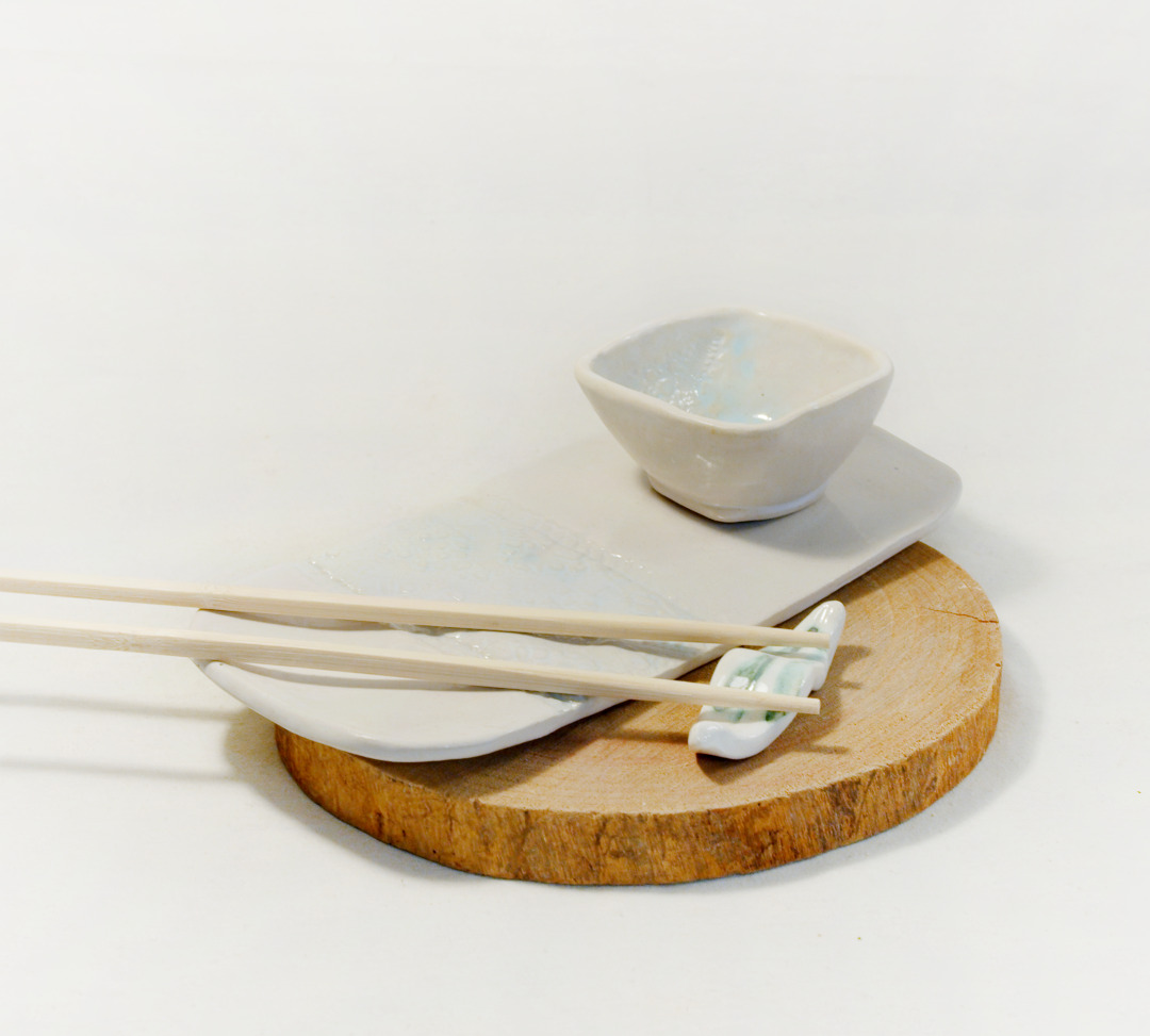 Modela y decora un set de vajilla japonesa para sushi (70€) - Lumbre y  Barro taller de cerámica